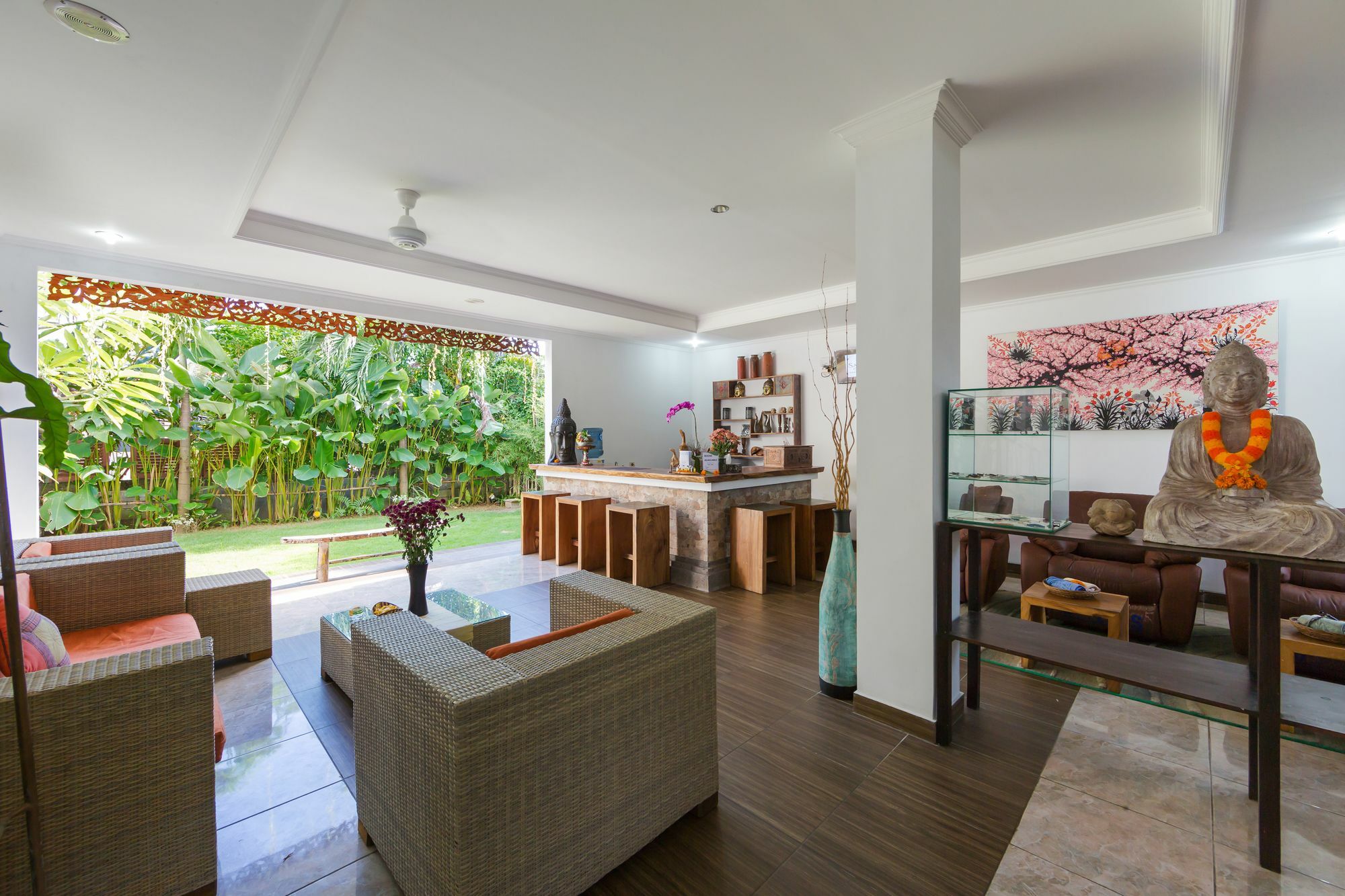 Bening House And Spa Seminyak  Exterior photo